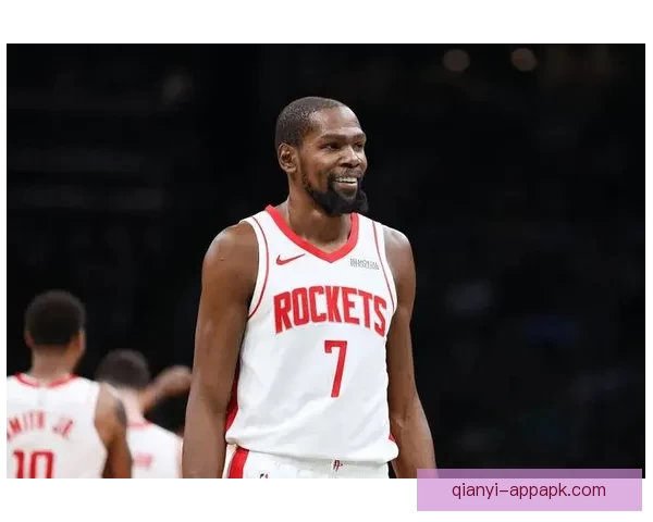 杜兰特三节高效砍下25分火箭五连胜轻取爵士阿门误伤小史密斯引关注